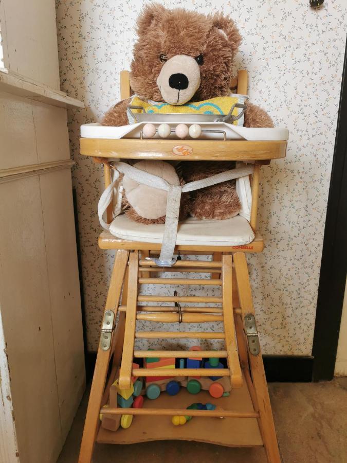 坲姆多切斯住宿加早餐旅馆 Cerville 外观 照片